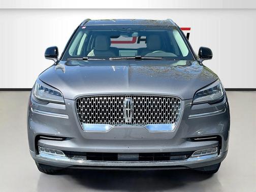 Gray Metallic 2023 Lincoln Aviator Reserve AWD