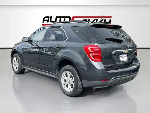 Nightfall Gray Metallic 2017 Chevrolet Equinox LT