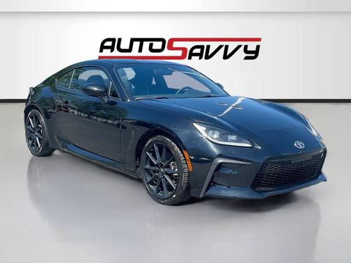 Raven Black 2023 Toyota GR86 Premium