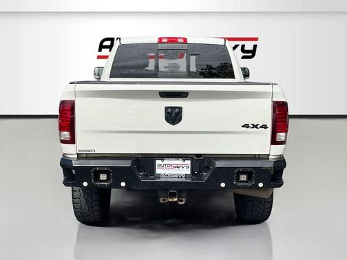 Pearl White 2018 RAM 2500 Laramie