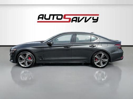Makalu Gray 2024 Genesis G70 3.3T Sport Advanced