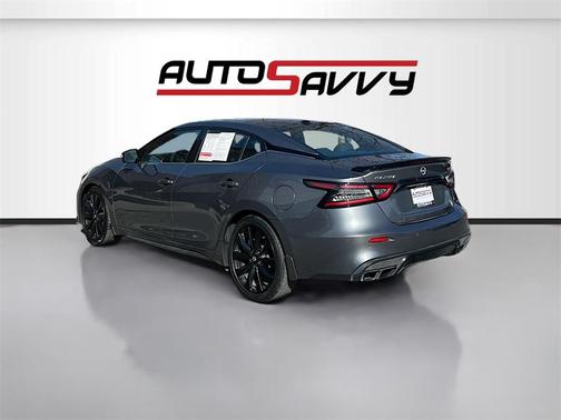 2023 Nissan Maxima SR