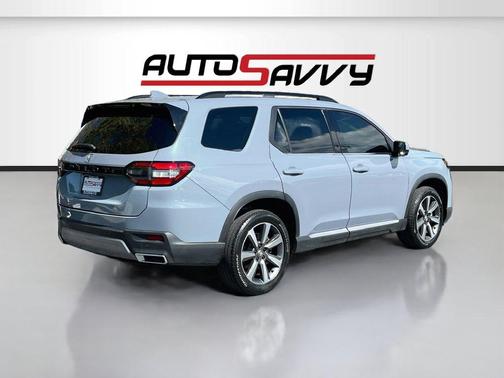Light Blue 2024 Honda Pilot Elite