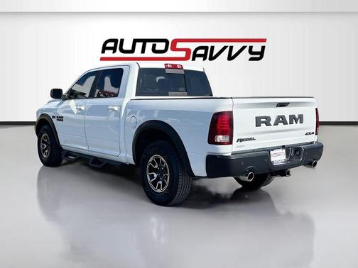 Bright White Clearcoat 2018 RAM 1500 Rebel
