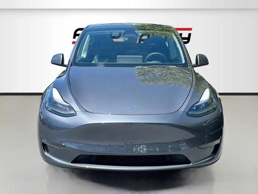 Charcoal 2023 Tesla Model Y Performance