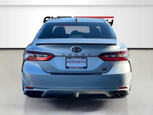 Celestial Silver Metallic 2022 Toyota Camry SE Nightshade