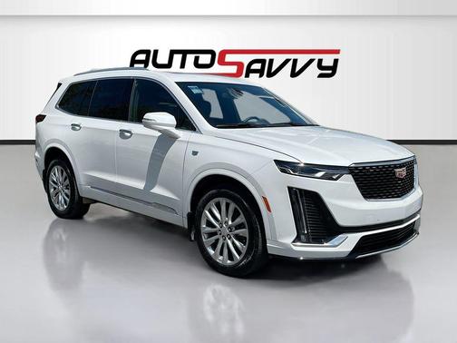 Crystal White Tri-Coat 2024 Cadillac XT6 Premium Luxury AWD