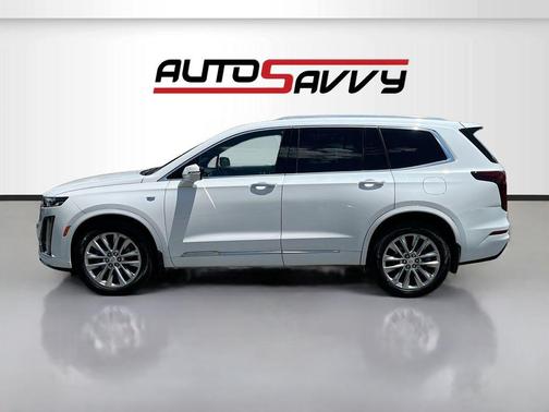 Crystal White Tri-Coat 2024 Cadillac XT6 Premium Luxury AWD
