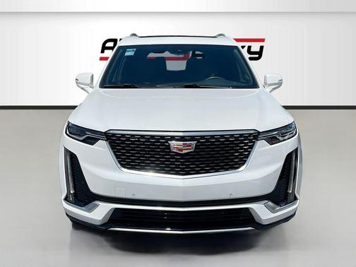 Crystal White Tri-Coat 2024 Cadillac XT6 Premium Luxury AWD
