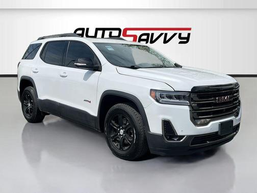 2023 GMC Acadia AT4