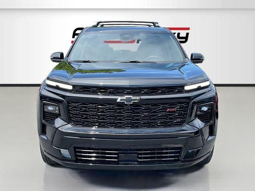 Mosaic Black Metallic 2025 Chevrolet Traverse RS