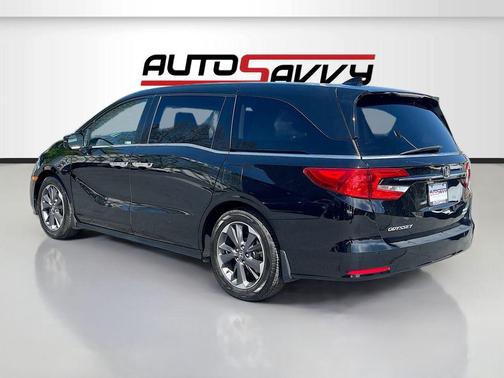 Black Metallic 2022 Honda Odyssey Elite