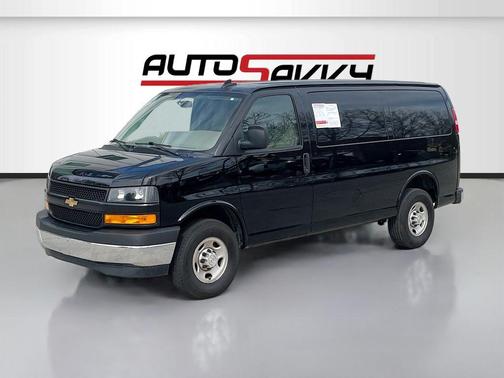 2024 Chevrolet Express 2500 Work Van