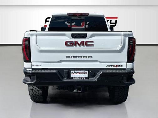 Summit White 2024 GMC Sierra 2500 AT4X