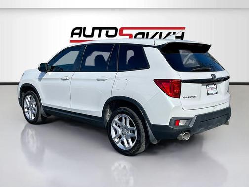 White 2025 Honda Passport EX-L