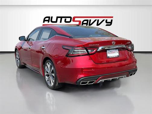 2023 Nissan Maxima Platinum