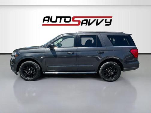Dark Matter Metallic 2022 Ford Expedition XLT