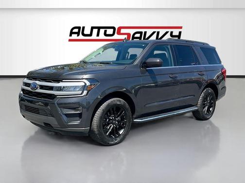 Dark Matter Metallic 2022 Ford Expedition XLT
