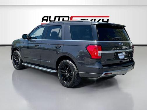 Dark Matter Metallic 2022 Ford Expedition XLT