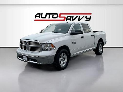 Bright White Clearcoat 2022 RAM 1500 Classic Tradesman