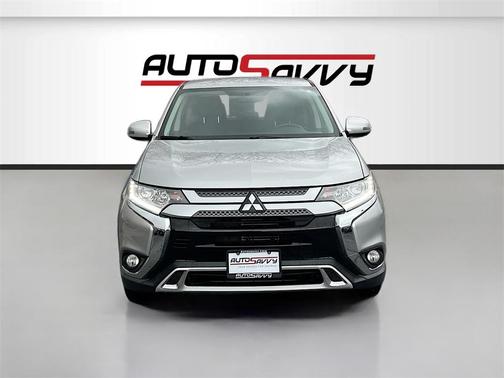 2019 Mitsubishi Outlander SE