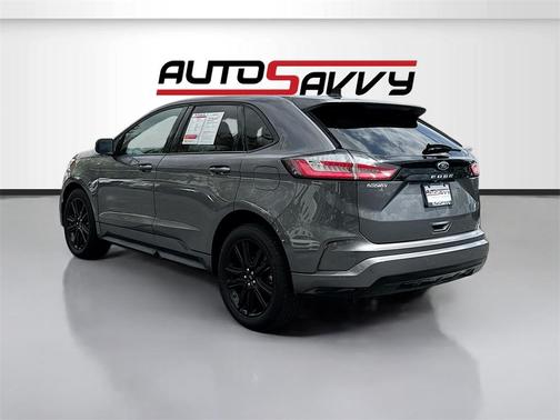 2022 Ford Edge ST Line