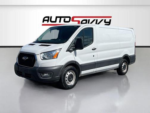 Oxford White 2022 Ford Transit-150 BASE