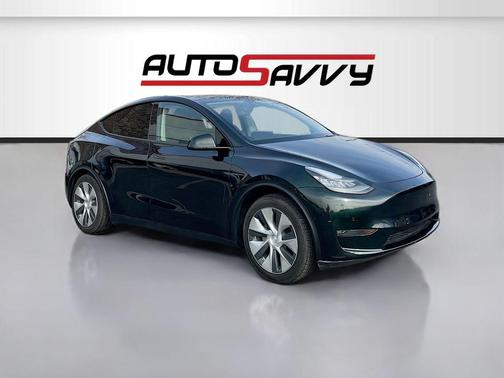 Green 2021 Tesla Model Y Standard Range