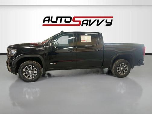 Onyx Black 2024 GMC Sierra 1500 AT4