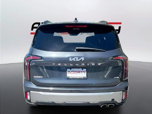 Gravity Gray 2023 Kia Telluride SX X-Line