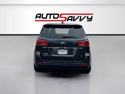 2020 Kia Sedona LX