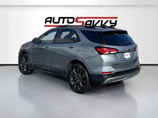 Sterling Gray Metallic 2024 Chevrolet Equinox RS