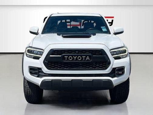 Super White 2021 Toyota Tacoma TRD Pro
