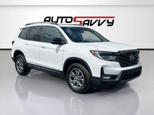 Platinum White 2024 Honda Passport TrailSport