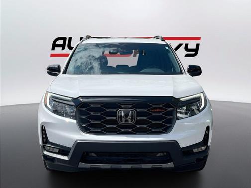 Platinum White 2024 Honda Passport TrailSport