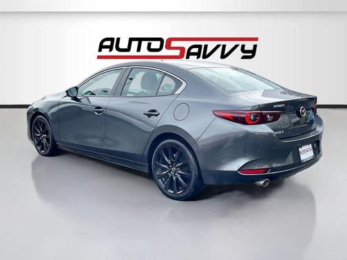 Machine Gray Metallic 2024 Mazda Mazda3 FWD w/Select Package