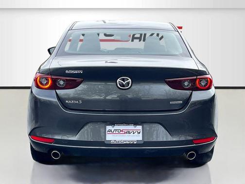 Machine Gray Metallic 2024 Mazda Mazda3 FWD w/Select Package