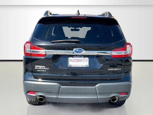 Crystal Black Silica 2022 Subaru Ascent Premium 7-Passenger