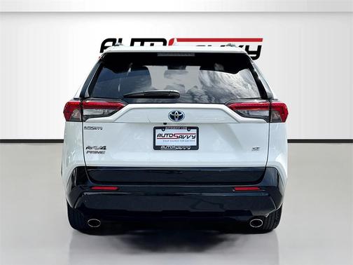2023 Toyota RAV4 Prime SE
