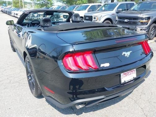 2023 Ford Mustang ECOBOOST PREMIUM