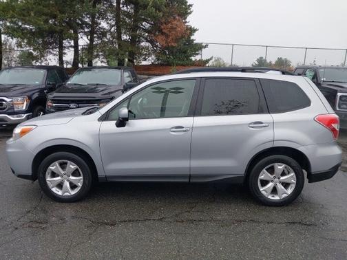 2016 Subaru Forester 2.5I PREMIUM