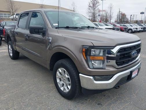 STONE GRAY METALLIC 2023 Ford F-150 XLT