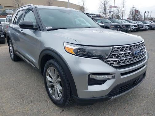 ICONIC SILVER METALLIC 2023 Ford Explorer LIMITED
