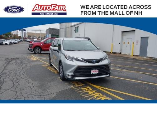 2021 Toyota Sienna XLE 7 PASSENGER