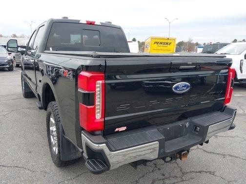 2023 Ford F-250 LARIAT