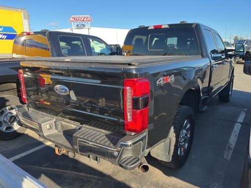 2023 Ford F-250 LARIAT