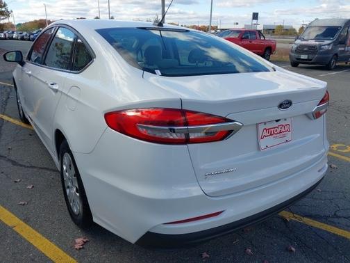 2019 Ford Fusion S