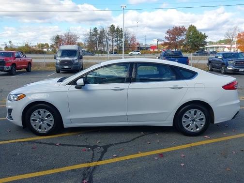 2019 Ford Fusion S