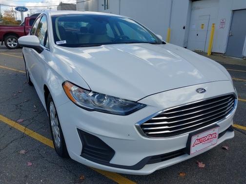 2019 Ford Fusion S