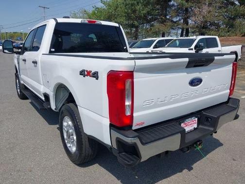 OXFORD WHITE 2025 Ford F-250 XLT